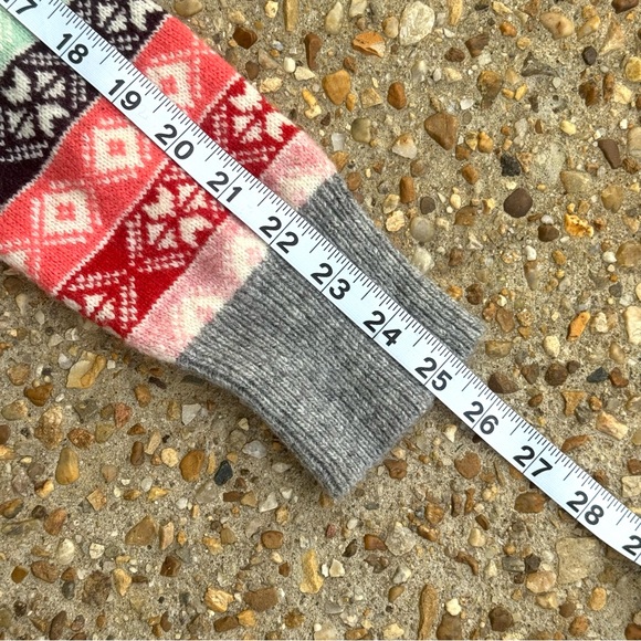 GAP Fair Isle Crazy Lambs Wool Blend  Multistripe Pullover Sweater Size M - Picture 6 of 10